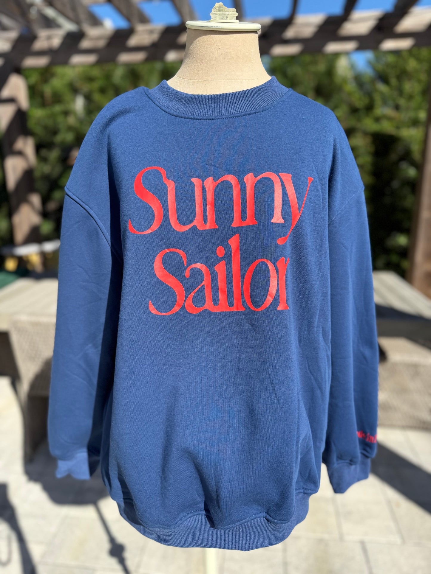 OVERBOARD OVERSIZED SWEATSHIRT