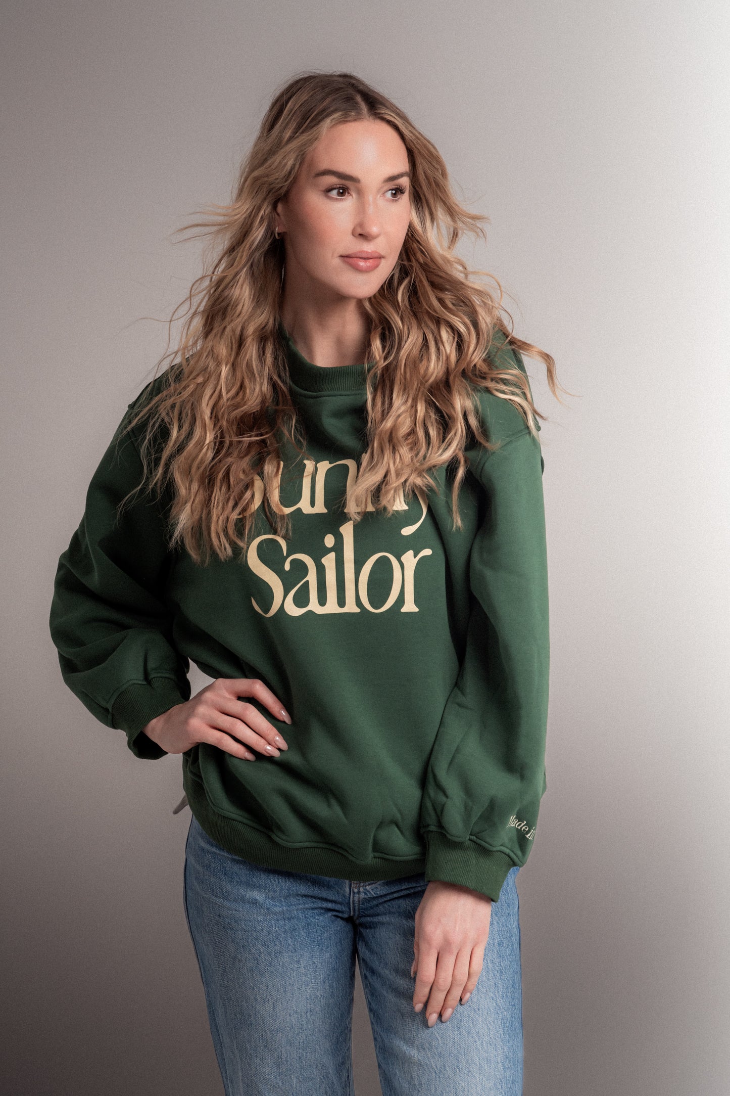 OVERBOARD OVERSIZED SWEATSHIRT